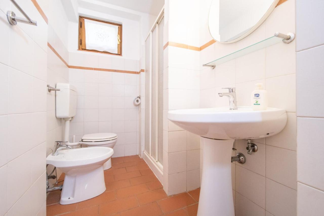 Casetta Di Butia, Gelsomino Apartment Borgo a Mozzano Luaran gambar