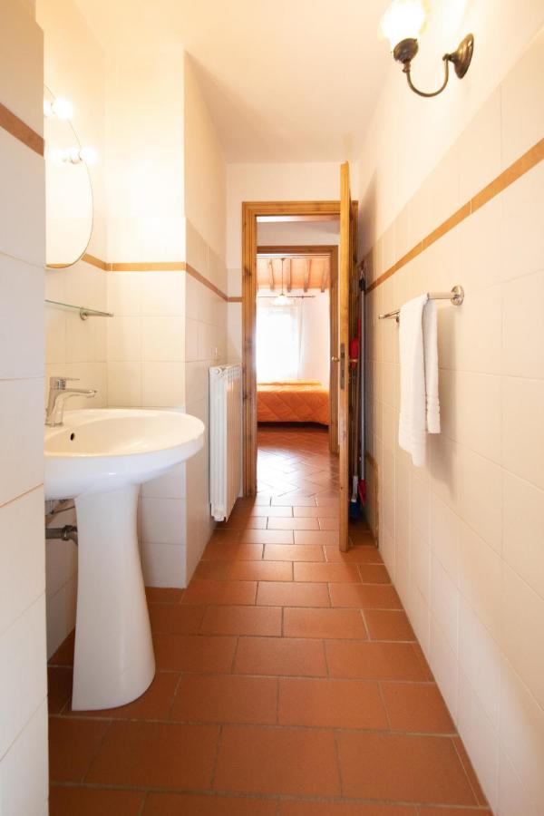Casetta Di Butia, Gelsomino Apartment Borgo a Mozzano Luaran gambar